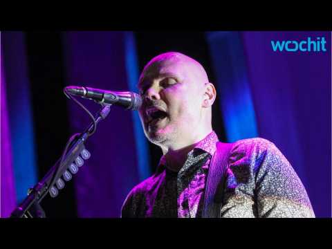 VIDEO : Billy Corgan Delivers A Heartfelt Tribute To Pal Scott Weiland