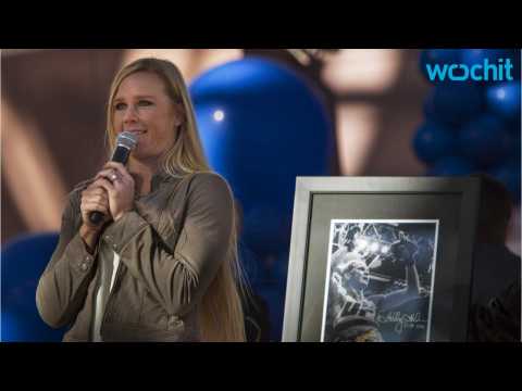 VIDEO : New Mexico Declares Holly Holm Day After Fighter's Defeat of Ronda Rousey