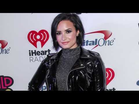 VIDEO : Demi Lovato est sexy et espigle