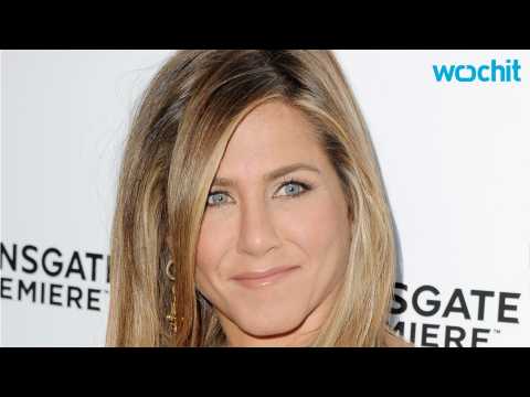 VIDEO : Jennifer Aniston is the Reigning Hollywood Hair Queen