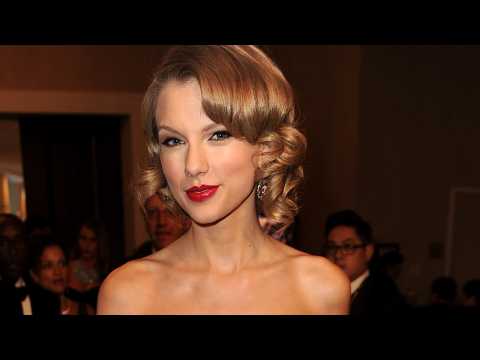 VIDEO : Meet Taylor Swift's Doppelganger!