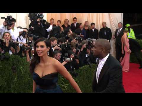 VIDEO : Kim Kardashian talks pregnancy weight loss and reveals Saint?s godmother