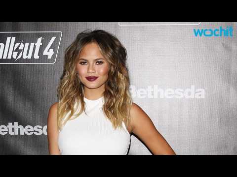 VIDEO : Chrissy Teigen's Adorable Dogs Steal the Show