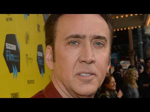 VIDEO : Nicolas Cage Returns Stolen Dinosaur Skull