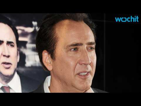 VIDEO : Nicolas Cage Agrees to Turn Over to the US Authorities a Stolen Dinosaur Skull He Bought