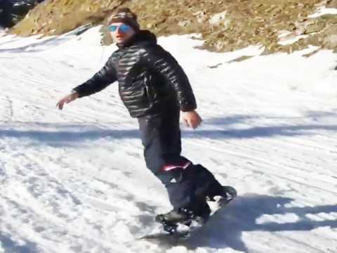 VIDEO : Exclu Vido :  Kev Adams : Beau gosse sur son snowboard !