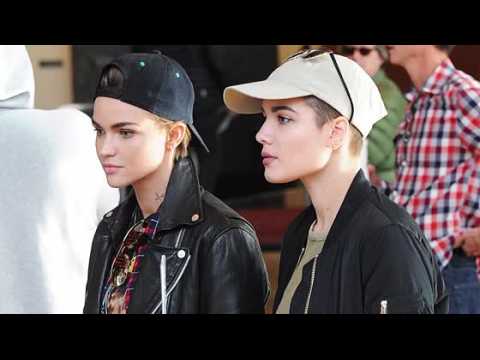 VIDEO : Ruby Rose va voir Star Wars avec Halsey, qui serait sa nouvelle petite-amie