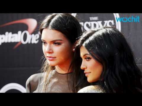 VIDEO : Kendall and Kylie Jenner?s Relationship is Fine Says Kim