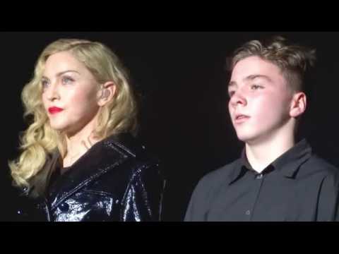 VIDEO : Le fils de Madonna, Rocco, va devoir revenir en Amrique pour parler de sa garde
