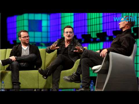 VIDEO : Bono And Friends Busk In Dublin