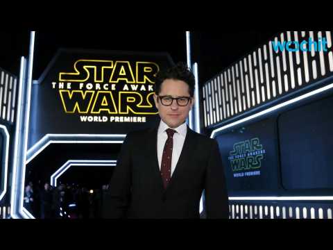 VIDEO : J.J. Abrams Regrets Not Signing Up for Star Wars Episode 8