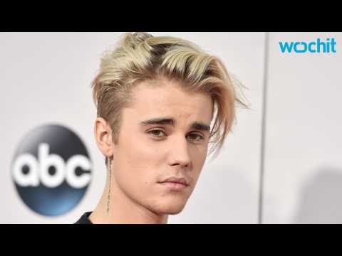 VIDEO : Justin Bieber Proves He's Not a Sore Loser and Congratulates NHS Choir on Christmas #1
