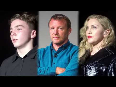 VIDEO : Guy Ritchie divise Madonna et leur fils Rocco durant leur bataille pour sa garde