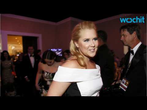 VIDEO : Amy Schumer is in Love and It's Super-Cute!