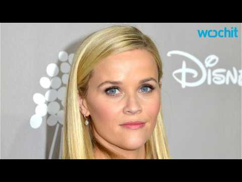 VIDEO : Reese Witherspoon Happy To Turn 40