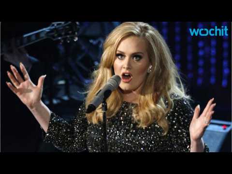 VIDEO : Adele's '25' Has Yet Another Record-Breaking Week