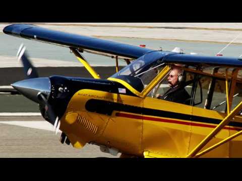 VIDEO : Harrison Ford is Back Flying After His Plane Crash