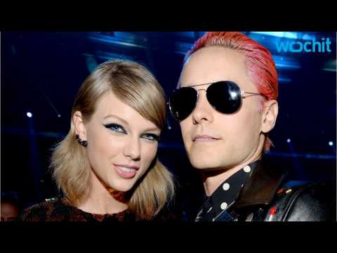 VIDEO : Jared Leto is Suing TMZ Over a Video Showing Him Critiquing Taylor Swift