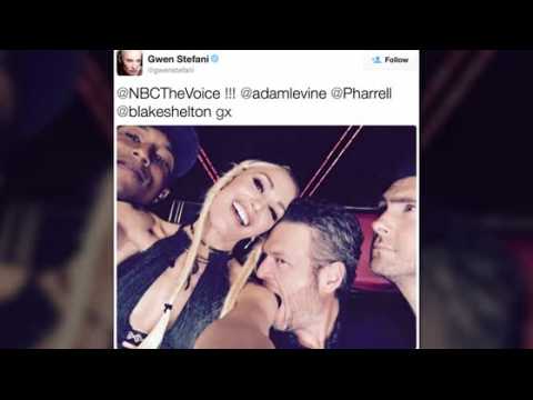 VIDEO : Blake Shelton Playfully Bites Gwen Stefani in PDA Picture