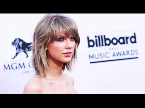 VIDEO : Taylor Swift's Wildest Dreams Come True with Billboard's Top Artist Announcement and Ed Shee