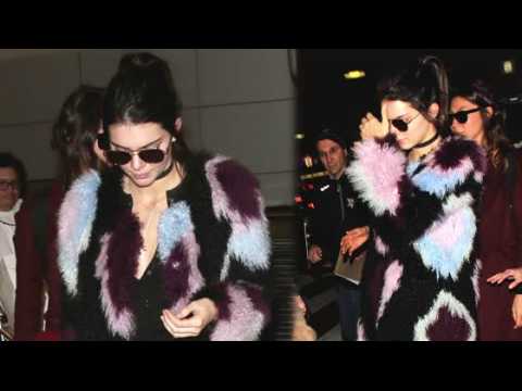 VIDEO : Kendall Jenner Swarmed With Saint West Questions at Airport