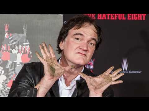 VIDEO : Quentin Tarantino a pos ses empreintes devant le TCL Chinese Theatre