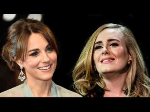 VIDEO : Kate Middleton s?offre Adele pour son anniversaire