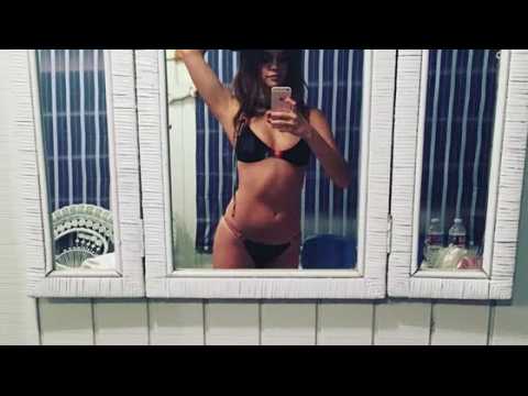 VIDEO : Selena Gomez Shares Mysterious Sexy Mirror Selife