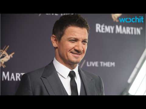 VIDEO : Jeremy Renner to Star as Boxer Rocky Marciano in a Movie About His Life
