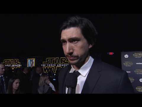 VIDEO : Star Wars: The Force Awakens Premiere: Adam Driver