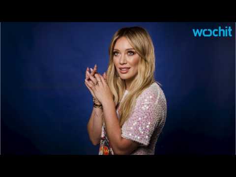 VIDEO : Hilary Duff Chopped Off All Her Hair
