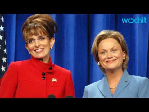 VIDEO : Tina Fey and Amy Poehler Came Back as Clinton and Palin on Saturday Night Live