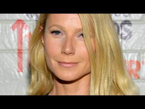 VIDEO : Gwyneth Paltrow's Secret to Her Fresh Face!