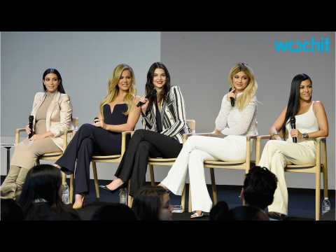 VIDEO : Kardashian's Not Thinking About Scott Disick