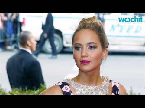 VIDEO : Jennifer Lawrence Stars in Released Film, 'Joy'