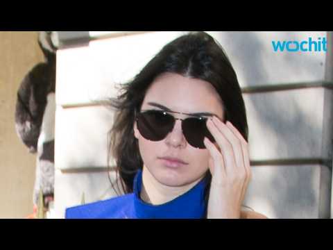 VIDEO : Kendall Jenner Spotted Out After Secret Hospitalization