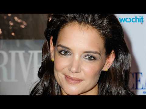 VIDEO : Did Jamie Foxx Give Katie Holmes a Ring?