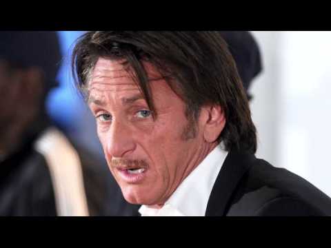 VIDEO : Details About Sean Penn's 7-Hour Meeting with El Chapo Emerge