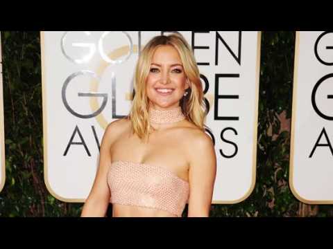 VIDEO : Kate Hudson Stuns in 1.3$ Million Worth of Diamonds and New Haircut