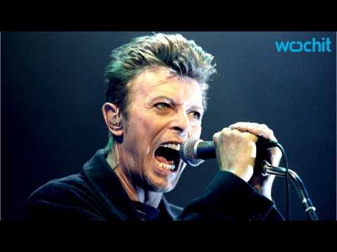 VIDEO : David Bowie Tribute At Carnegie Hall Will Proceed As Scheduled