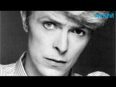 VIDEO : David Bowie's Response to First American Fan in 1967