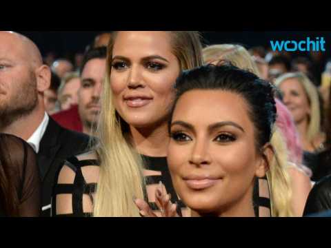 VIDEO : Kim Kardashian Shames Khloe Into Doing Complex Photoshoot