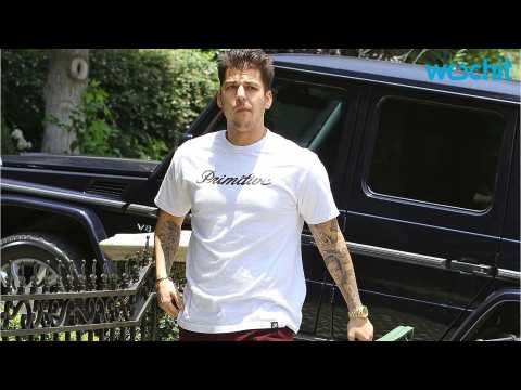 VIDEO : Rob Kardashian Has Visited His Nephew Saint West More Than Once