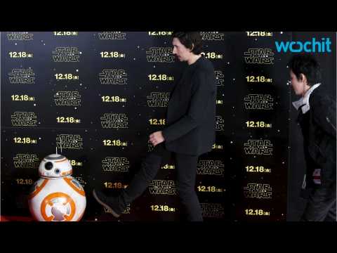 VIDEO : Adam Driver: The Force Awakens Is Better Than The Prequels