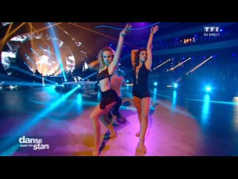 VIDEO : La danse torride de Priscilla Betti - ZAPPING PEOPLE DU 14/12/2015