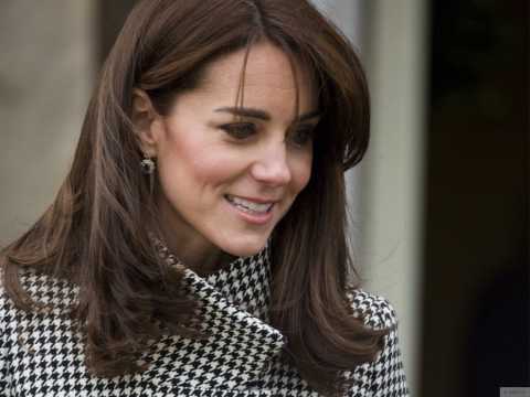 VIDEO : Exclu vido : Kate Middleton : Elle reoit un accueil chaleureux pour sa premire venue  Wa