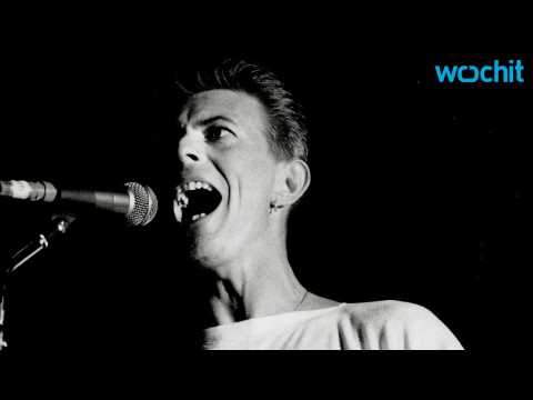VIDEO : Iggy Pop, Elton John Pay Respects to David Bowie