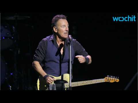 VIDEO : Bruce Springsteen's Autobiography to Be Released in September