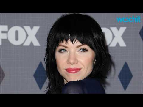 VIDEO : Carly Rae Jepsen Recorded the Theme Song for Netflix's Full House Reboot