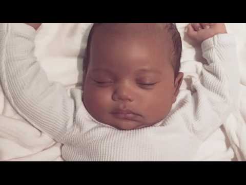 VIDEO : Kim Kardashian partage la première photo de son fils Saint